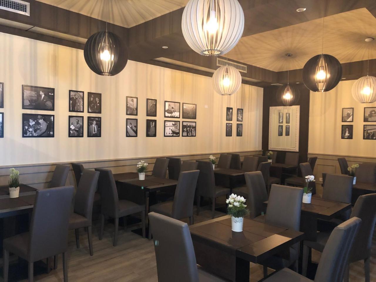 Hotel Palacavicchi Ciampino Bagian luar foto